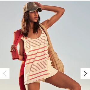 NWT Medium Hot Shot Mini Printed Dress